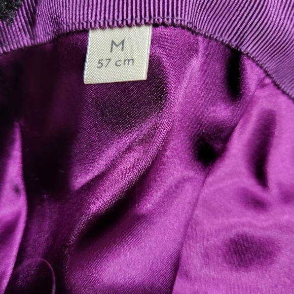 Brand New Authentic Gucci GG  Logo Mohair Pink Fucsia Hat..w/COA !! main image 11